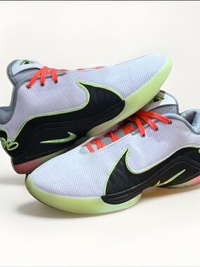 Men's Size 12 Nike LeBron XXII 'Moonlight' White Volt Glow FZ1094-101